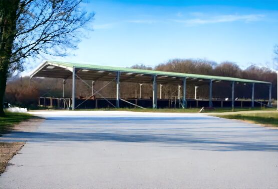 Manège équestre en kit acier - 20,6x42x5m - produit présenté par BATIMENTSMOINSCHERS.COM/ C2I COMMERCE SARL