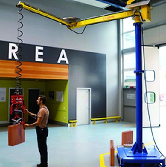Manipulateur pneumatique à double câble pour levage de briques et parpaings | Posifil - DALMEC FRANCE