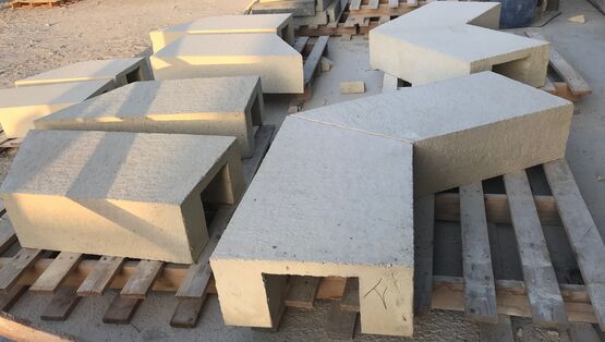  Margelle de piscine façon pierre - forme en U - Piscine