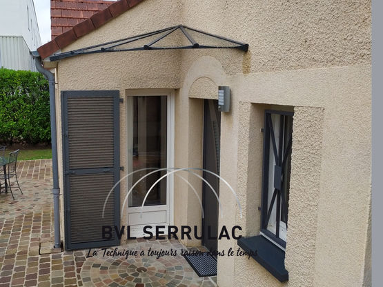 Marquise d&#039;angle en aluminium | Laura - produit présenté par BVL SERRULAC