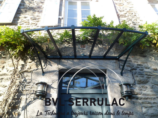  Marquise en aluminium et verre de forme trapézoïdale | Romane - BVL SERRULAC