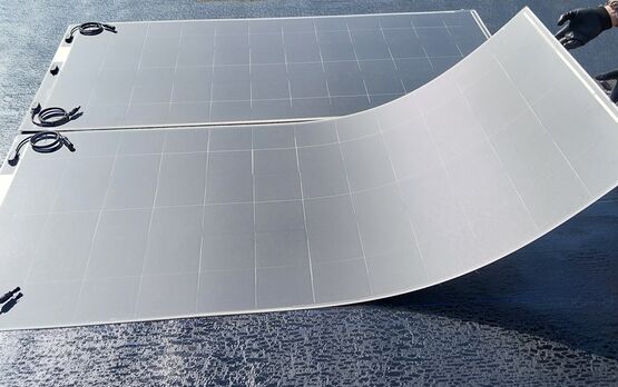  Membrane d'étanchéité PV pour toit-terrasse à modules souples | Excel Solar - IKO AXTER
