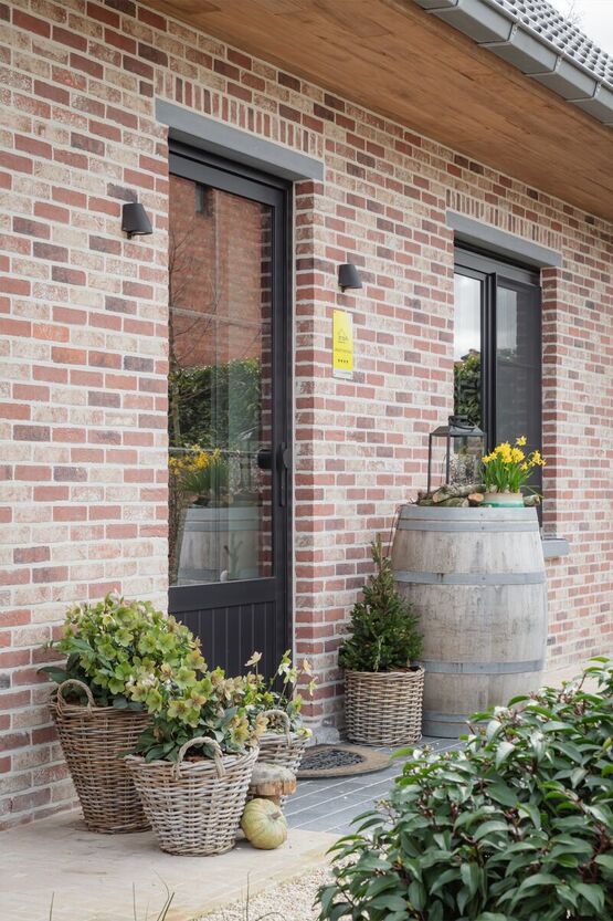 Menuiserie PVC composite Elegant - produit présenté par DECEUNINCK