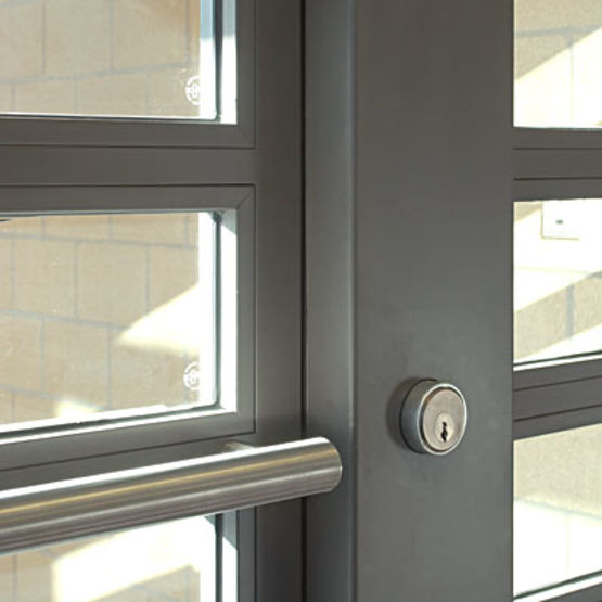  Menuiseries de grandes dimensions en acier | Hermetic 55 - Fenêtre et porte-fenêtre en acier ou bronze