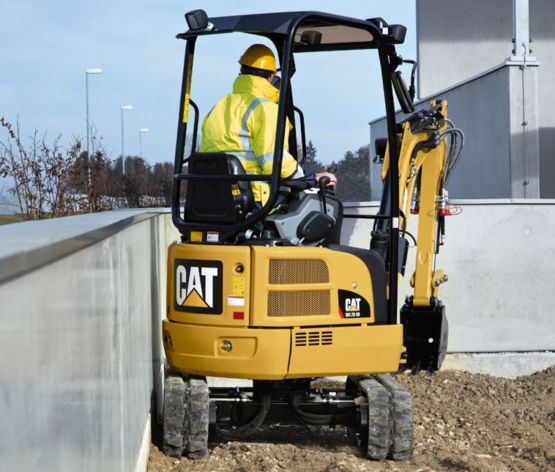  Mini pelle hydraulique CAT 1t à 8t Caterpillar | 301.7D CR - Pelleteuse