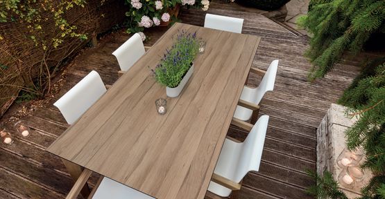  Mobiliers Extérieurs - Sélection de décors en Compact HPL Reysipur pour des aménagements extérieurs résistants, imputrescibles et design - Panneau stratifié ou mélaminé