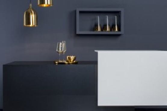 Monochrom Vibration, un voyage entre ombre et lumière - Panneau stratifié ou mélaminé