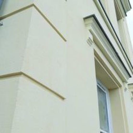  Mortier-enduit teinté plâtre et chaux pour rénovation de façade 2 en 1 | PC Teinté - Enduits hydrauliques traditionnels et accessoires