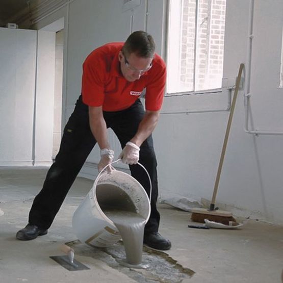  Mortier réparation fibré à prise rapide pour les sols en béton soumis à un trafic intense | Mortier Coulable - Mortier de réparation et scellement