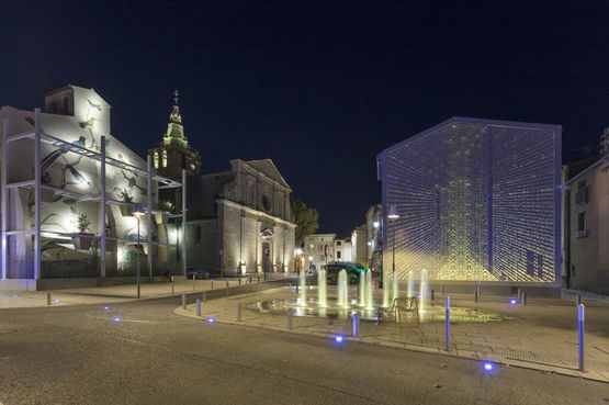 Motif tôle perforée patrimoine sur mesure pour façade éclairée  | LUNEL - produit présenté par DAMPERE SARL