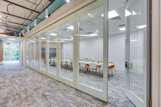  Mur mobile vitré acoustique | Transpalace - Cloisons coulissantes
