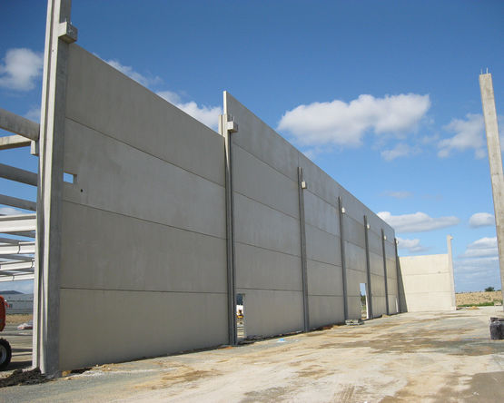 Murs coupe-feu 2H et 4H en béton | MAISON BLEUE - Murs en béton préfabriqués
