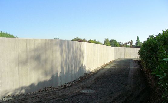  Murs d’enceinte industriels | MAISON BLEUE - Murs en béton préfabriqués