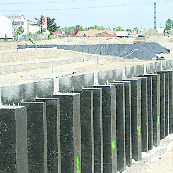 Murs en béton préfabriqués pour le soutènement ou le stockage | Préfabriqués sur mesure