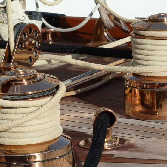  Nettoyant rénovant pour cuivre et bronze | CADENTIA CAD’BRILLE - CADENTIA