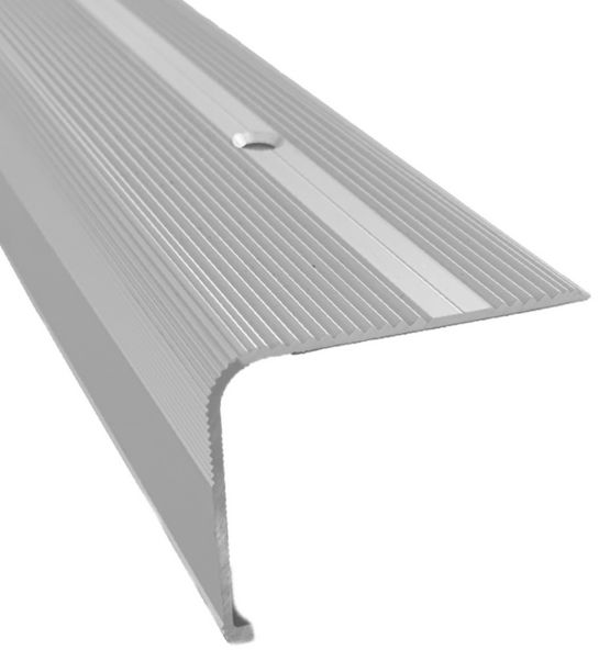 Nez de marche cornière tout aluminium | Wattelez - produit présenté par WATTELEZ