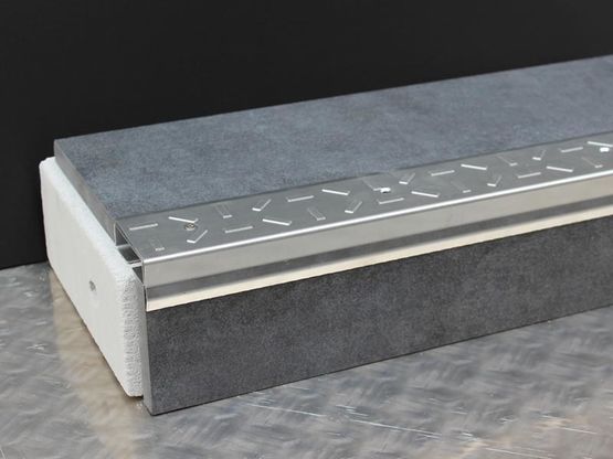  Nez de marche décoratif et personnalisable toutes matières - Nez de marche