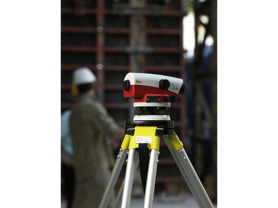  Niveau automatique fiable sur chantier difficile | Leica NA720   - LEICA GEOSYSTEMS