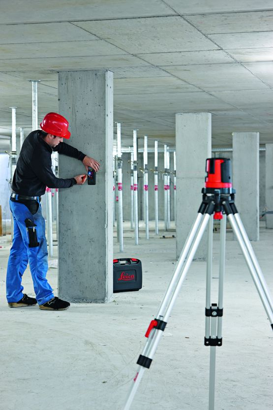 Niveau laser d&#039;implantation à 90° par excellence | Leica Lino L4P1 - produit présenté par LEICA GEOSYSTEMS