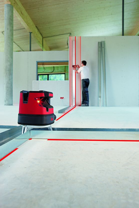 Niveau laser télécommandé pour implantation à 90° | Leica Lino ML180 - produit présenté par LEICA GEOSYSTEMS