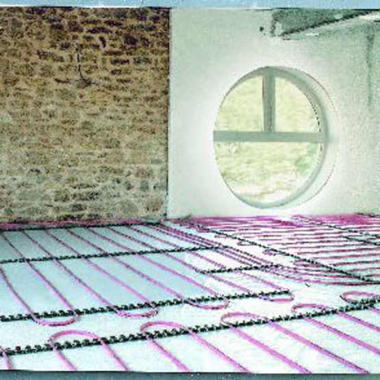 Offre complète de plancher chauffant réversible basse température avec tube synthétique | MULTIBETON