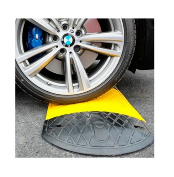  Pack ralentisseur type dos d&#039;âne - H.6 cm - Vitesse limitée 15 km/h - NORMEQUIP