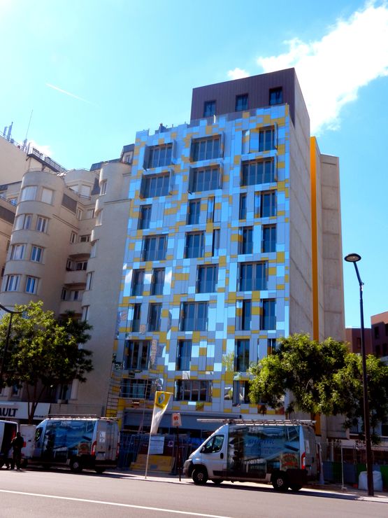 Panneau composite à parement en aluminium | ALUCOBOND Natural - produit présenté par 3A COMPOSITES