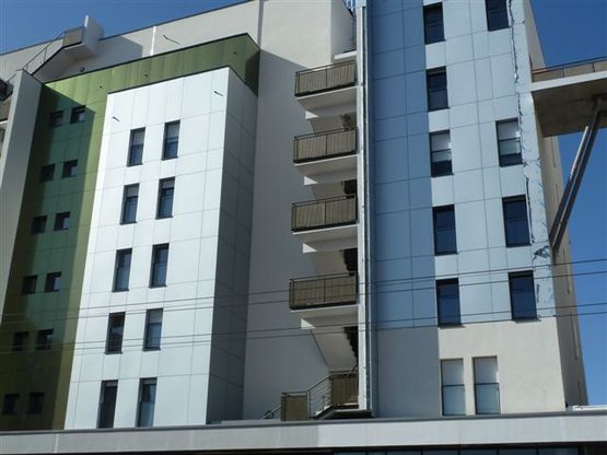 Panneau composite léger en aluminium thermolaqué anodisé | ALUCOBOND Anodized - produit présenté par 3A COMPOSITES