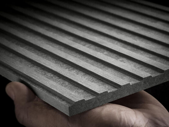  Panneau de façade en fibres-ciment strié teinté dans la masse | EQUITONE [linea] - ETEX FRANCE EXTERIORS (EQUITONE)