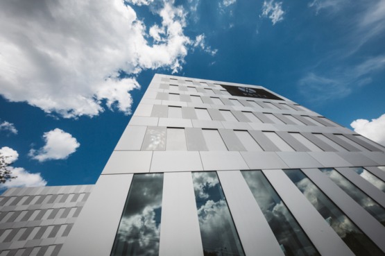  Panneau isolant en mousse résolique pour façades ventilées | Kooltherm K15 - KINGSPAN INSULATION  N.V.