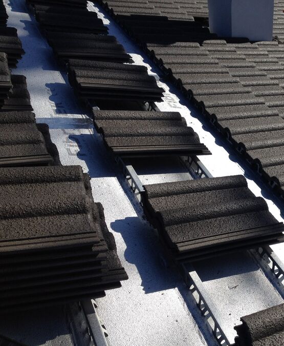  Panneau isolant sous-tuile | FIBROTEK - Isolants polyuréthane support d'étanchéité