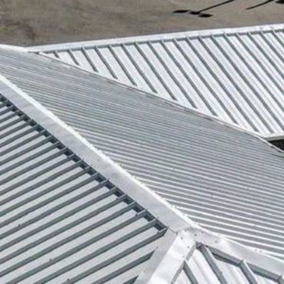 Panneau métallique autoporteur isolé en polyuréthane pour toitures | CASTOROOF G5