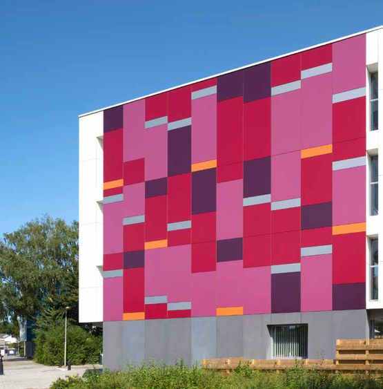  Panneaux de bardage pour façade colorée | ROCKPANEL COLOURS - ROCKPANEL