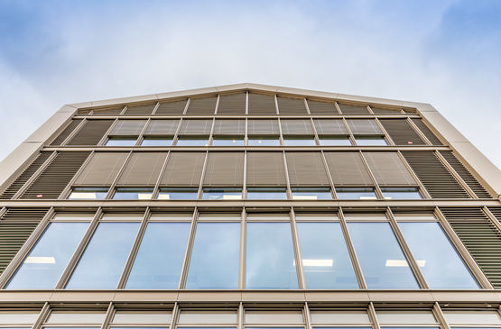 Panneaux de façade de type shadow box - Fa7 - Façade isolante et éléments de remplissage (EDR)