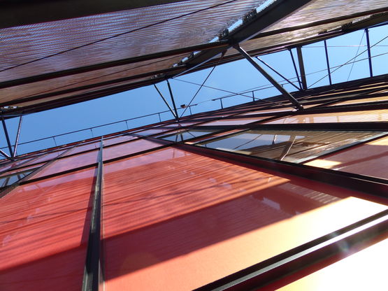  Panneaux sandwich à parement aluminium irisé |  ALUCOBOND Spectra - 3A COMPOSITES