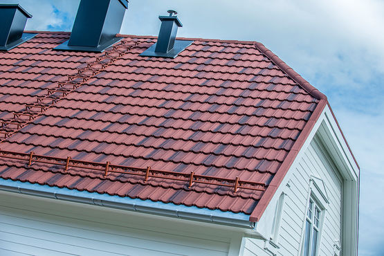  Panneaux-tuiles métalliques aspect tuile grand moule - Panneaux aspect tuiles ou ardoises