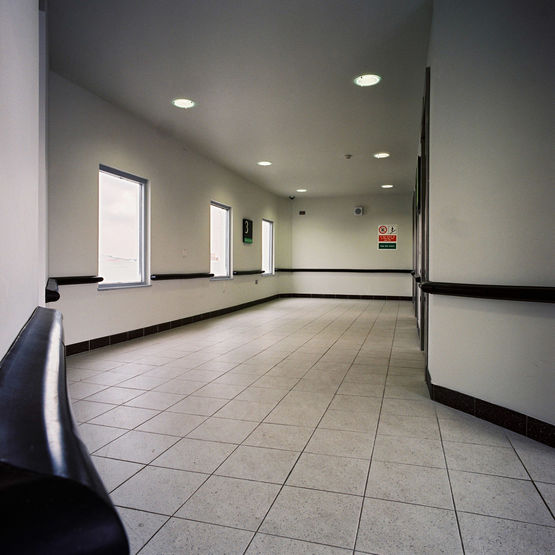  Pare-chocs en élastomère EPDM à visser | 75D / 100D - Cornières et pare-chocs