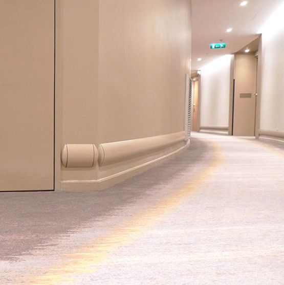 Pare-chocs ultra-résistant avec amortissement à visser | 69100303