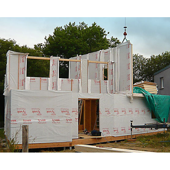 Pare-pluie pour la protection des panneaux et structures bois | Dupont Tyvek Pare-pluie 45