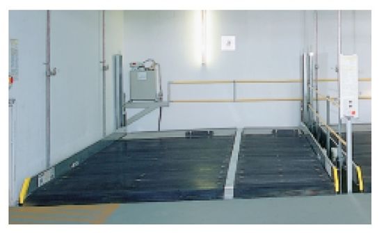  Parking mécanisé pour PMR - Parklift 450 - 2 niveaux, (niveau sup. PMR, niveau inf. voiture standard) - WÖHR PAR ALINEA PARK