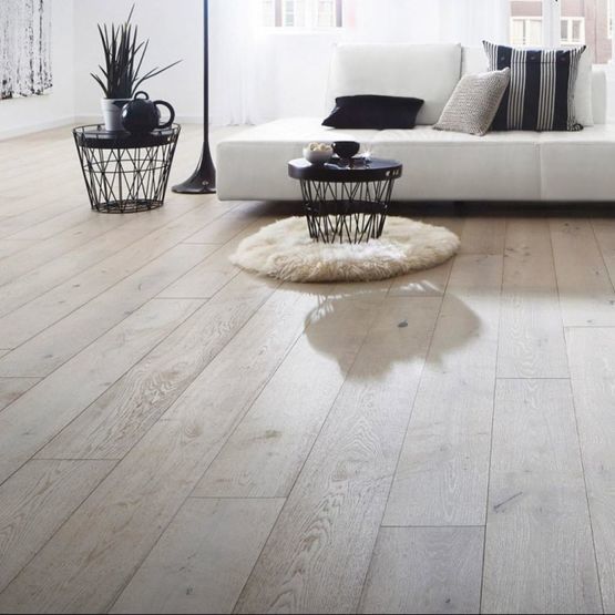 Parquet contrecollé en 3 largeurs de lames essence chêne finition huilée | Grange - produit présenté par DESIGN PARQUET