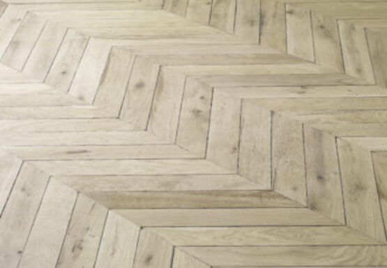 Parquet massif en pointe de Hongrie 15 mm | Revêtement de sol en bois massif à pose chevrons - Parquets massifs en autre essence