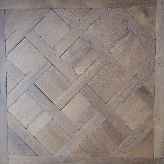  Parquet vieilli en bois massif essence chêne pour différents usages | Panneaux de Versailles  - Parquets massifs en chêne