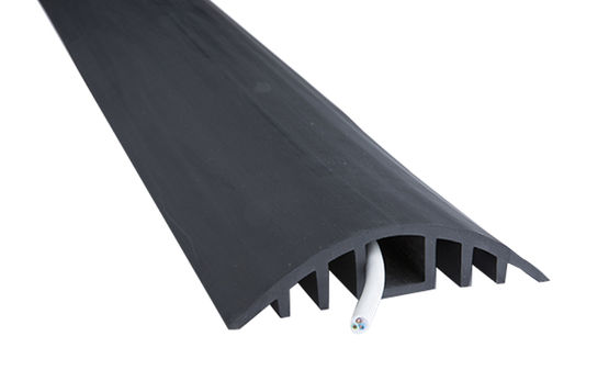  Passage de câbles pour petites et moyennes sections | PARGOM - Goulottes électriques