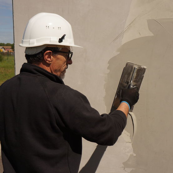  Pâte pour ragréage de murs et plafonds | NIVOLITE PF - MAPEI