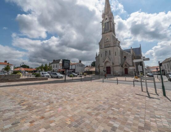  Pavés en grés pour lieu de passage intense | GRES METISSAY - CUPA STONE