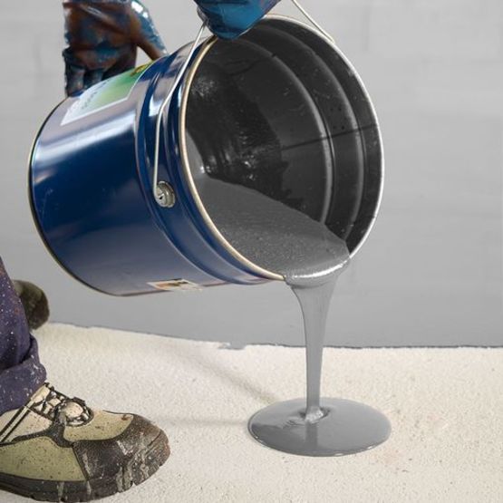 Peinture de sol béton | Autolissant Premium - produit présenté par WATCO