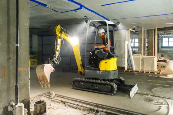  Pelle sur chenille électrique location et vente | 1.7T - AURAMA