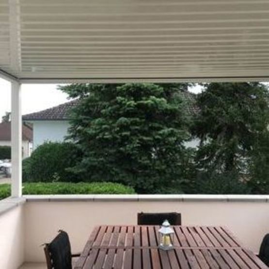  Pergola adossée bioclimatique en aluminium pour terrasses | Attractive  - ALSOL.FR