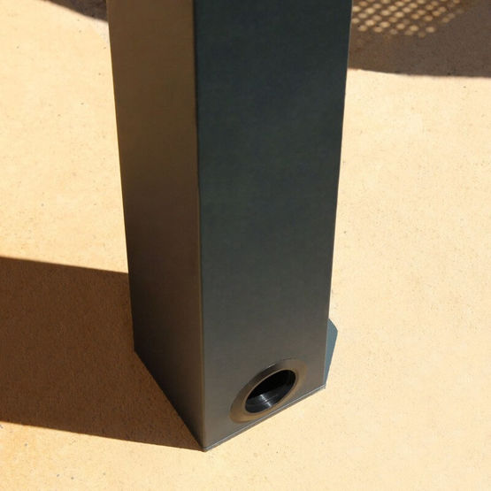 Pergola bioclimatique autoportée | Lounge  - produit présenté par ALSOL.FR